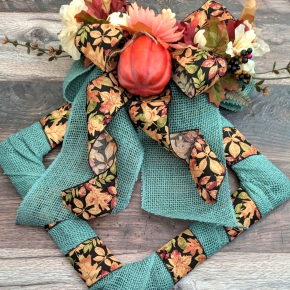 Beautiful Burlap Square Autumn Wreath - Picture 1 of 14